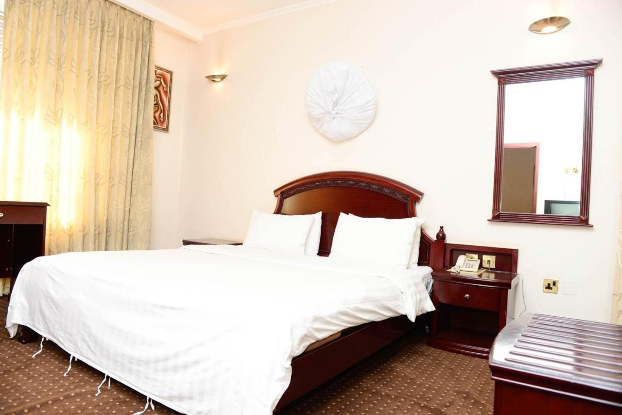 Room In Bb - Enjoy You Vacation Wail Staying In This Single Room Fit For 2 People 基加利 外观 照片