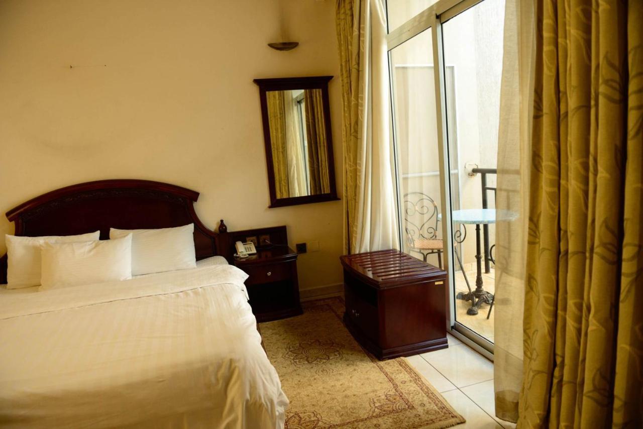 Room In Bb - Enjoy You Vacation Wail Staying In This Single Room Fit For 2 People 基加利 外观 照片